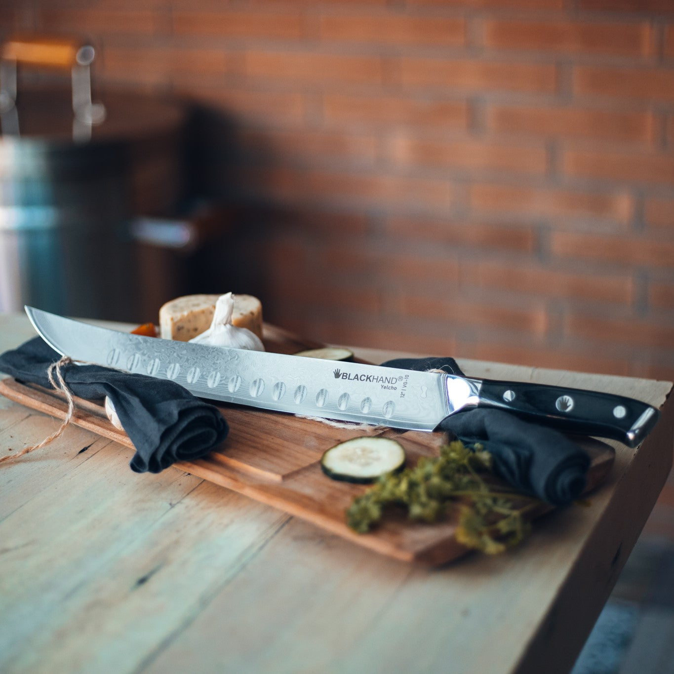 Cuchillo Yelcho Cimitarra 12"