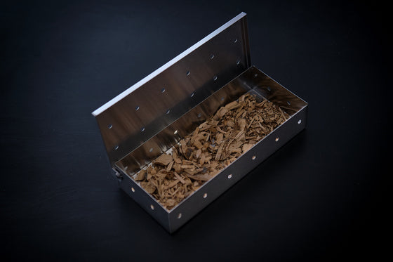Caja ahumadora para chips de leña